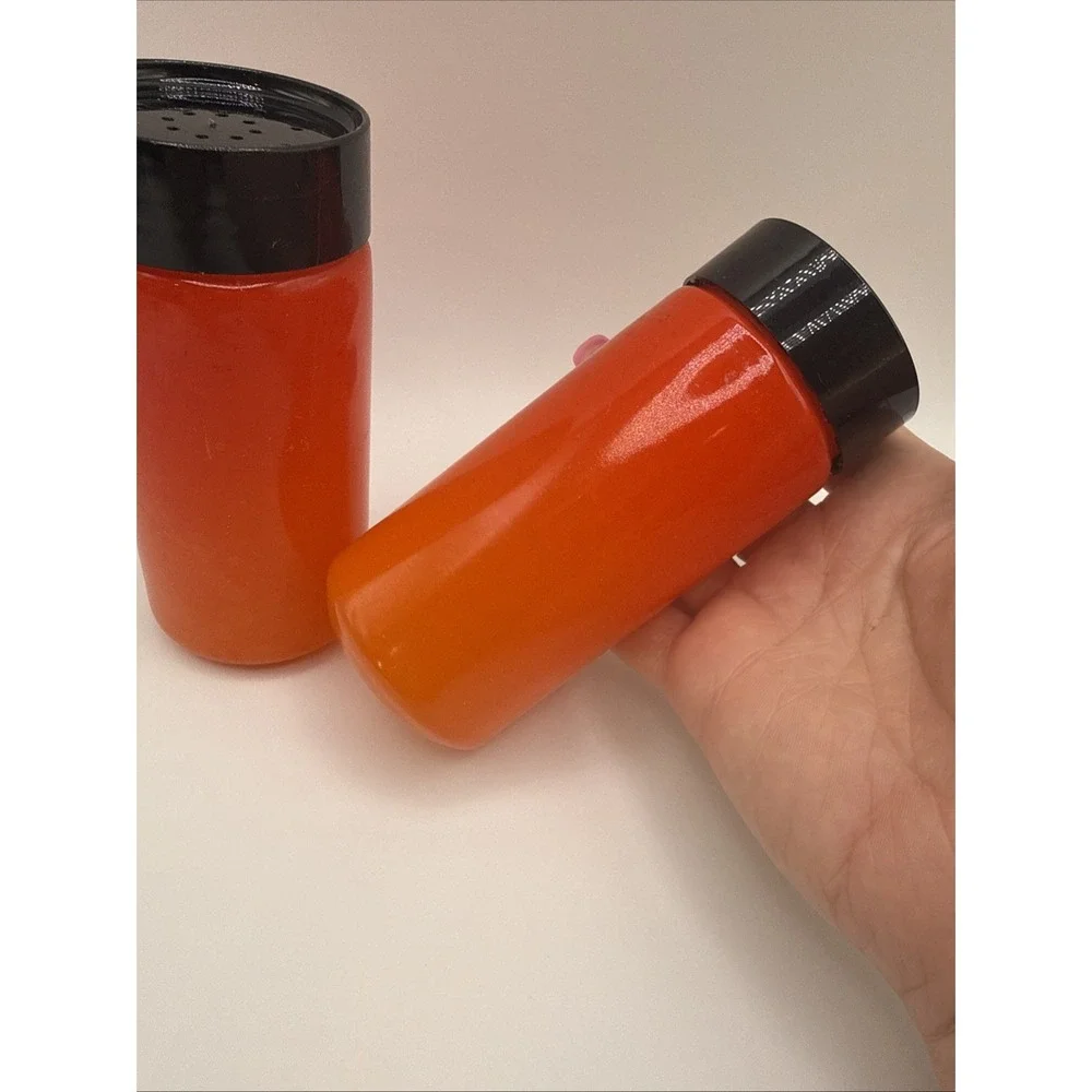 VTG MCM 1960s Anchor Hocking burnt orange ombre salt &pepper shakers condiments